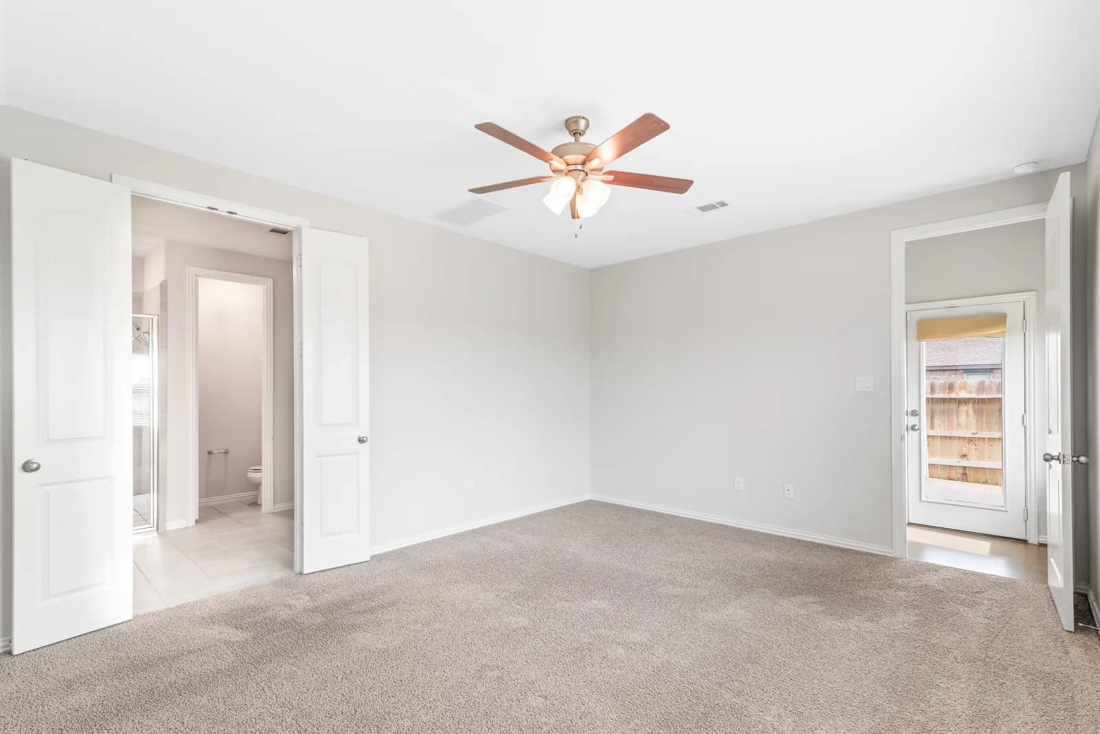 Primary bedroom, original listing photo